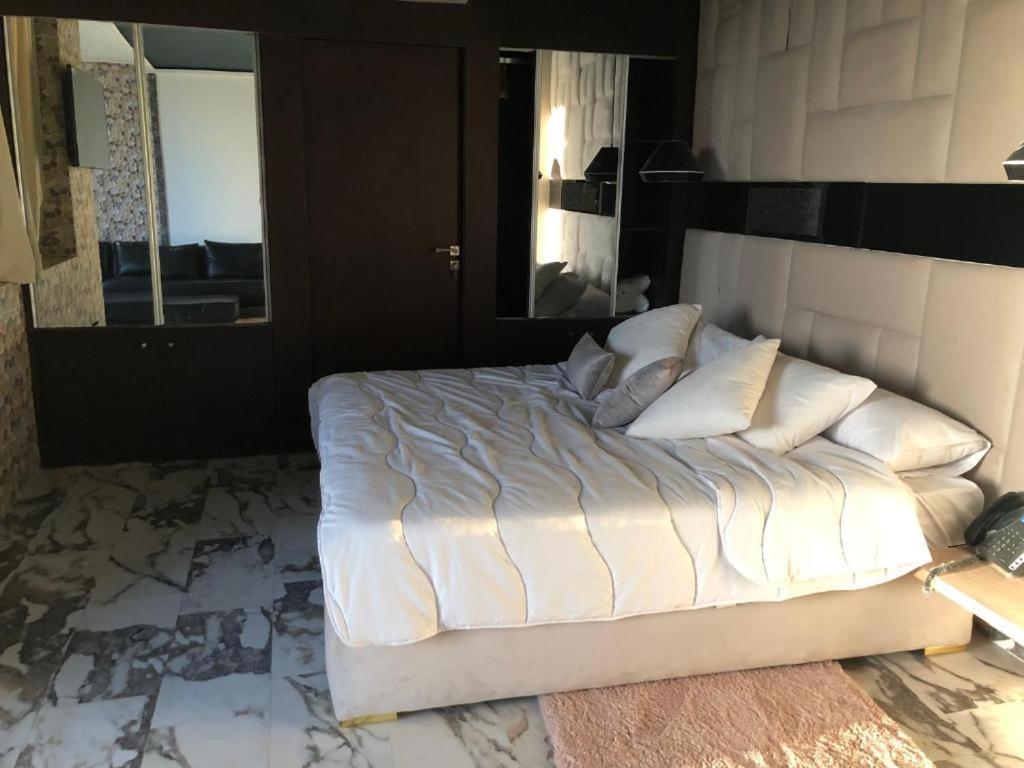 Hotel Suites Villaborasol Танжер Экстерьер фото